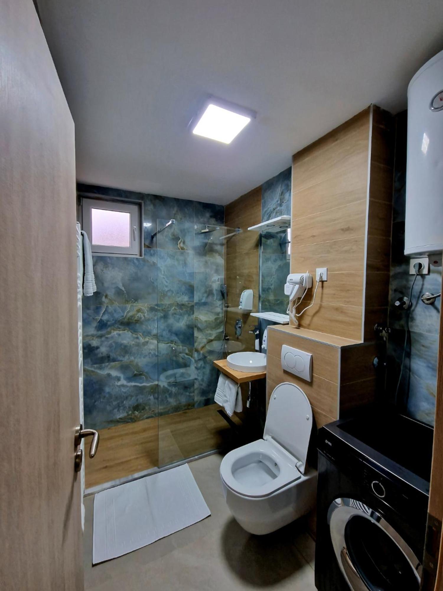 Infinity Apartment & Free Wifi & Free Parking SJJ Extérieur photo
