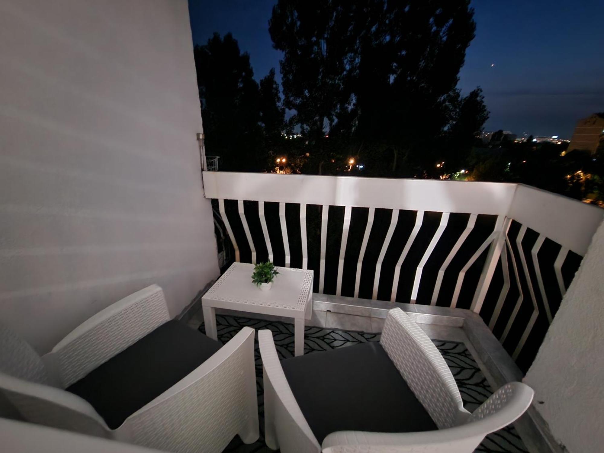 Infinity Apartment & Free Wifi & Free Parking SJJ Extérieur photo