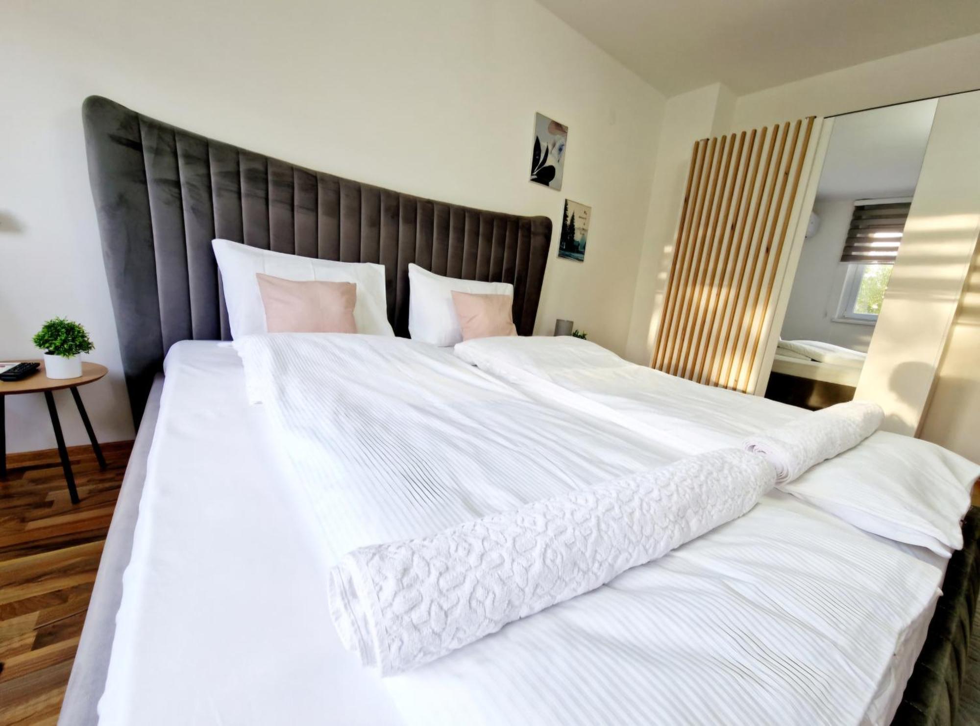 Infinity Apartment & Free Wifi & Free Parking SJJ Extérieur photo