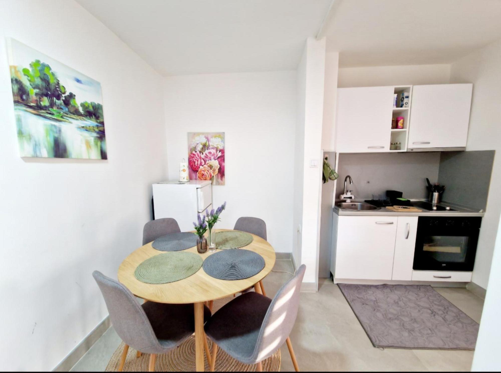 Infinity Apartment & Free Wifi & Free Parking SJJ Extérieur photo